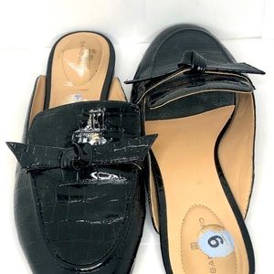 bandolino black loafers